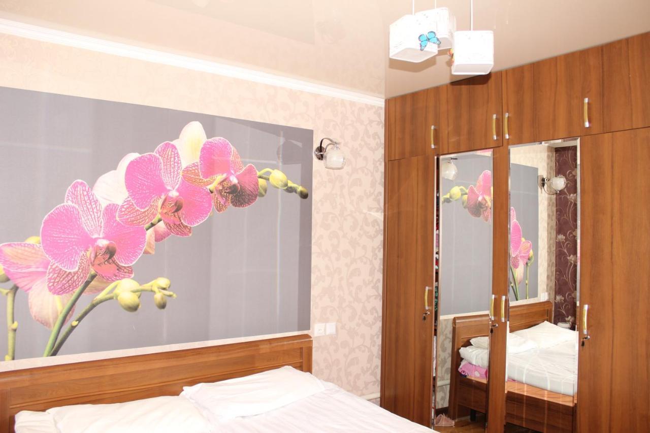 Guest House Jamal Naryn Esterno foto