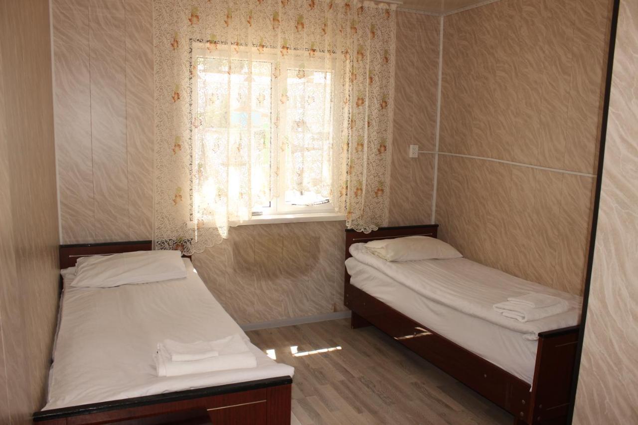 Guest House Jamal Naryn Esterno foto